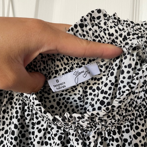 Yours Truly spotted skirt size 8 (fits like a 4-6) - Picture 2 of 2